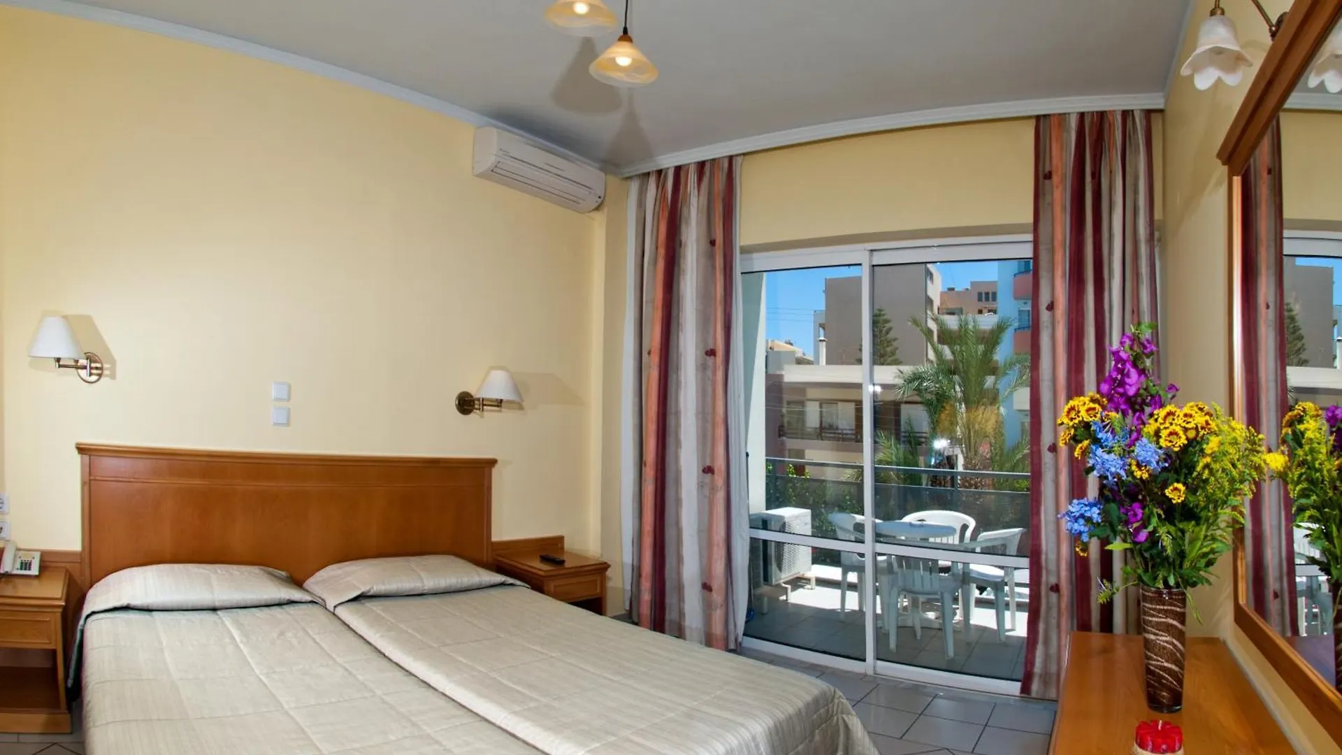 Kleoniki Mare Aparthotel Rethymno  2*, Rethymno (Crete)